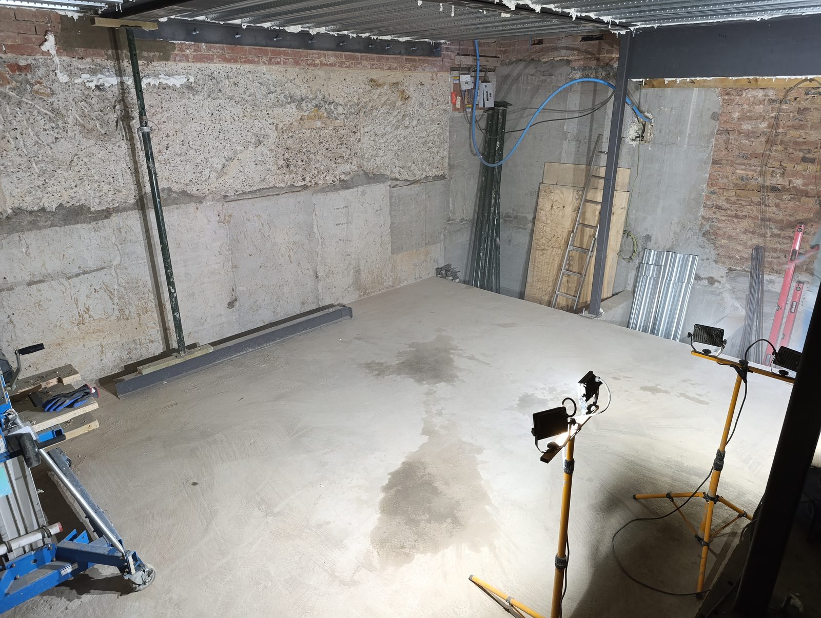 Basement slab with the underpinned walls