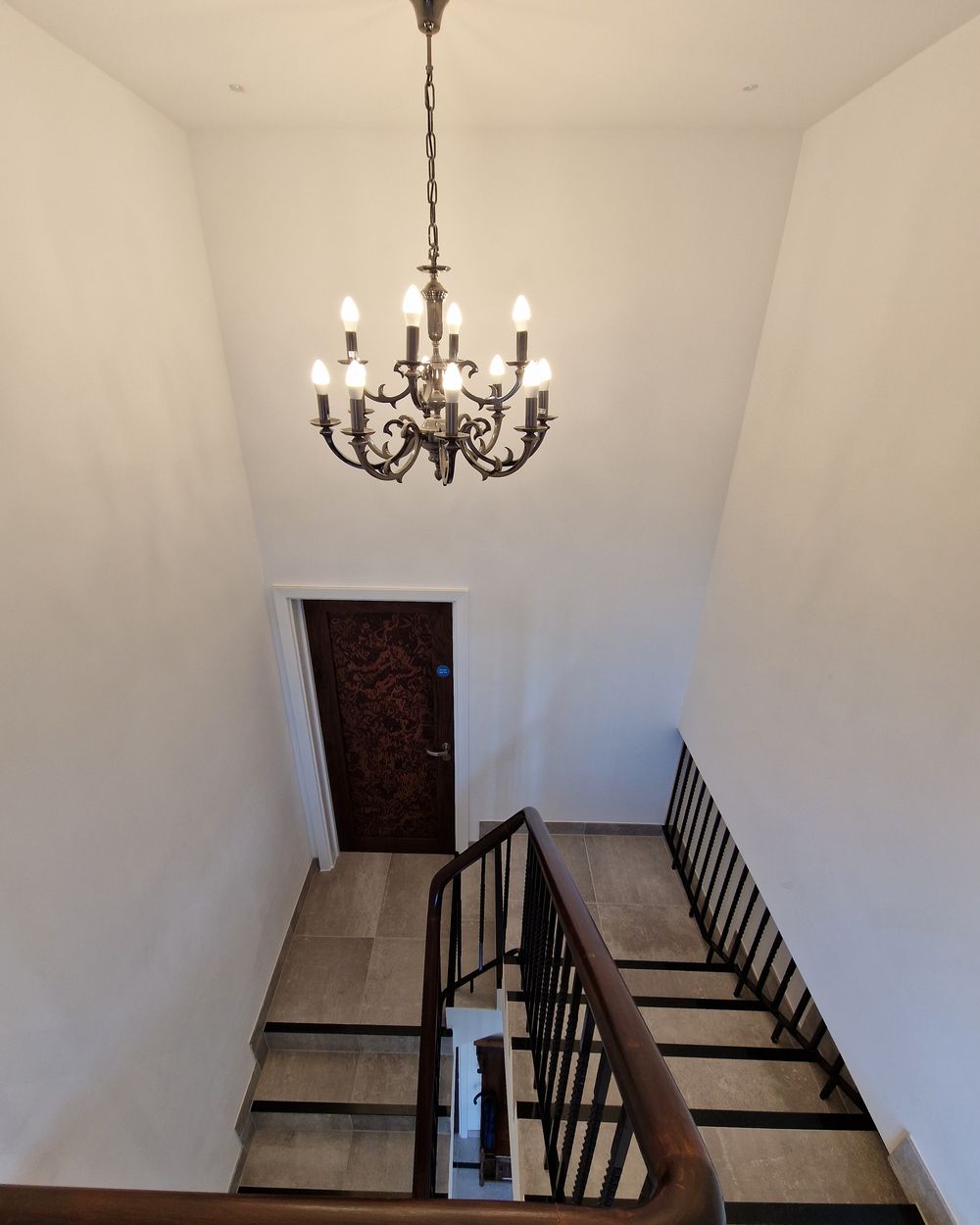 Stair landing after the refurbishment