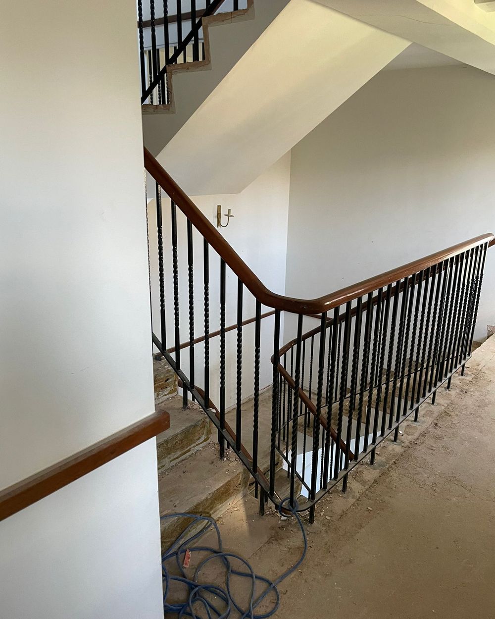 Stair landing during the works